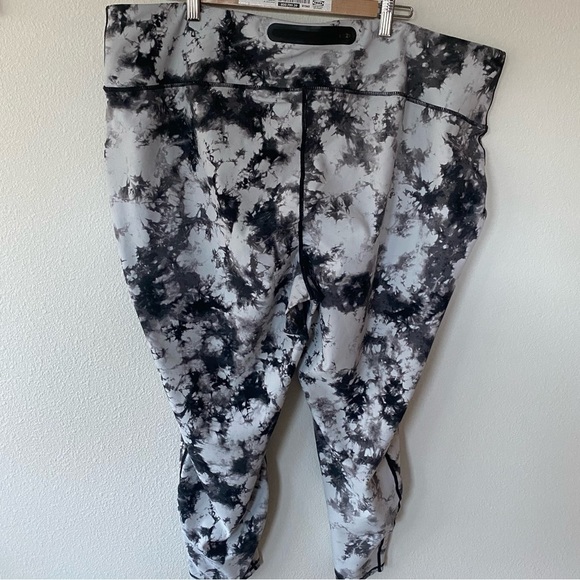 Torrid | Women's Performance Core Full Length Active Legging Black Grey Size 5X - Picture 6 of 7